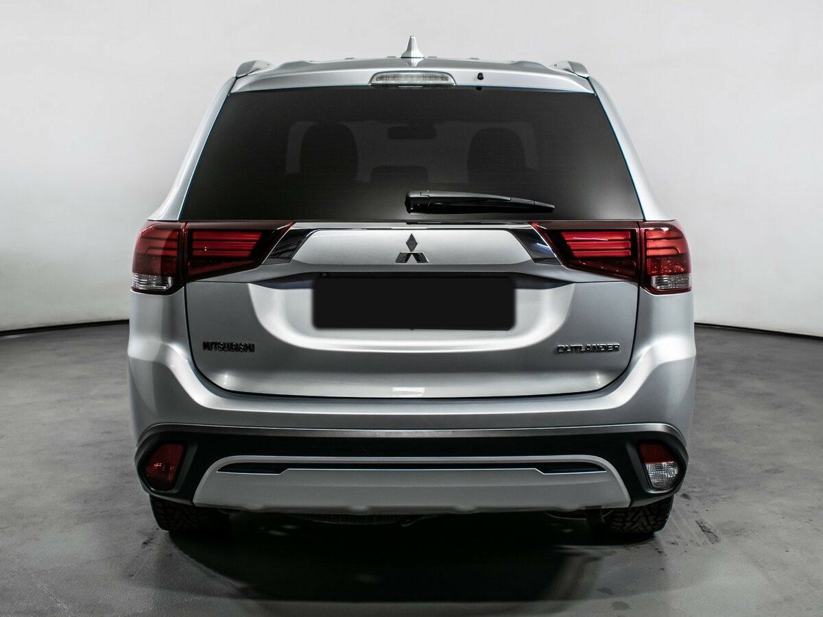 Mitsubishi Outlander 2018 года с пробегом. Фото: #5