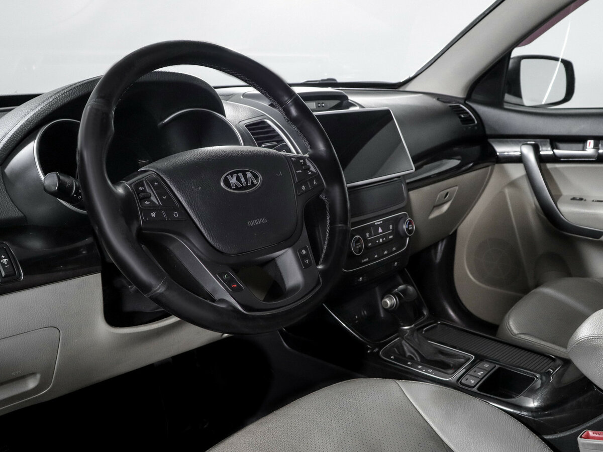 Kia Sorento 2013 года с пробегом. Фото: #13