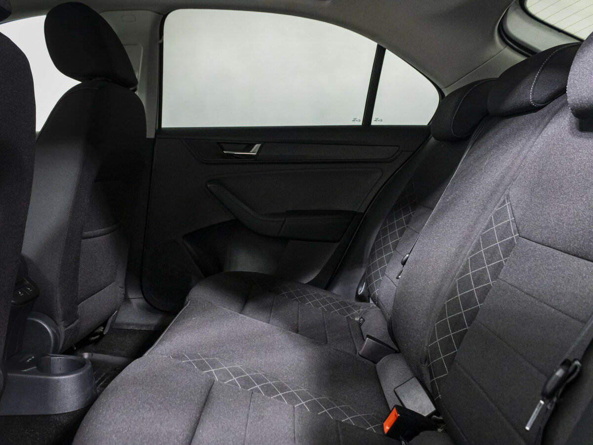 Б/У Шкода Рапид 2021 года. Фото: #7