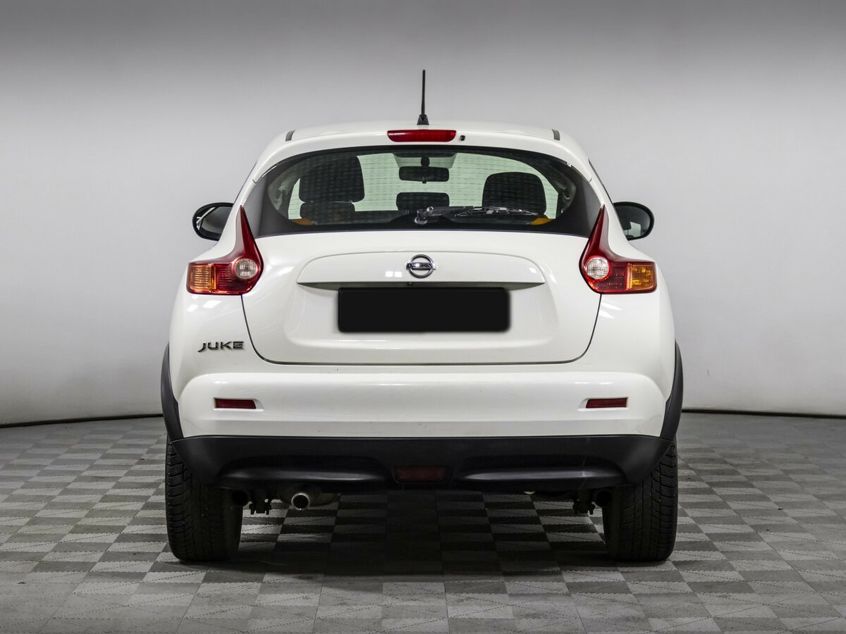 Б/У Ниссан Жук 2012 года. Фото: #4