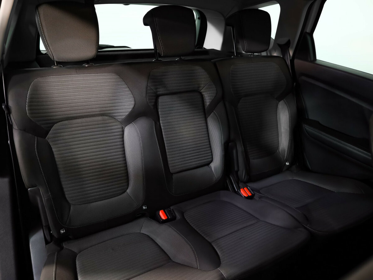 Б/У Рено Сценик 2018 года. Фото: #13