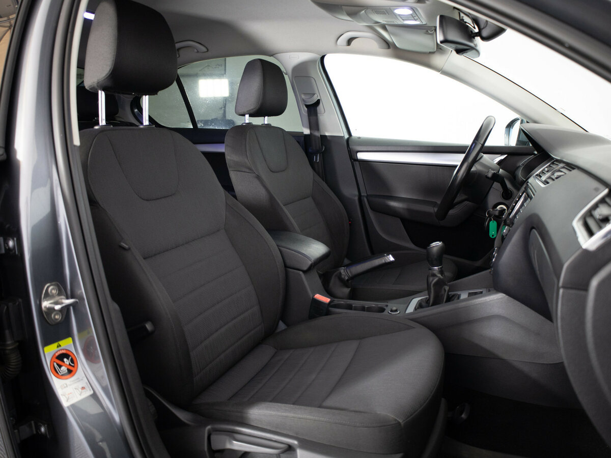 Б/У Шкода Октавия 2014 года. Фото: #15