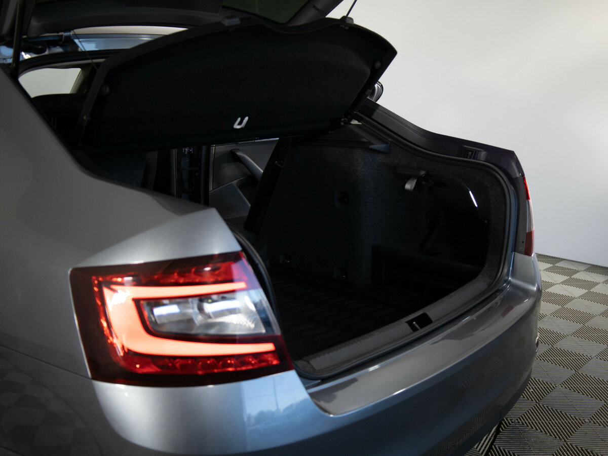 Б/У Шкода Октавия 2014 года. Фото: #18