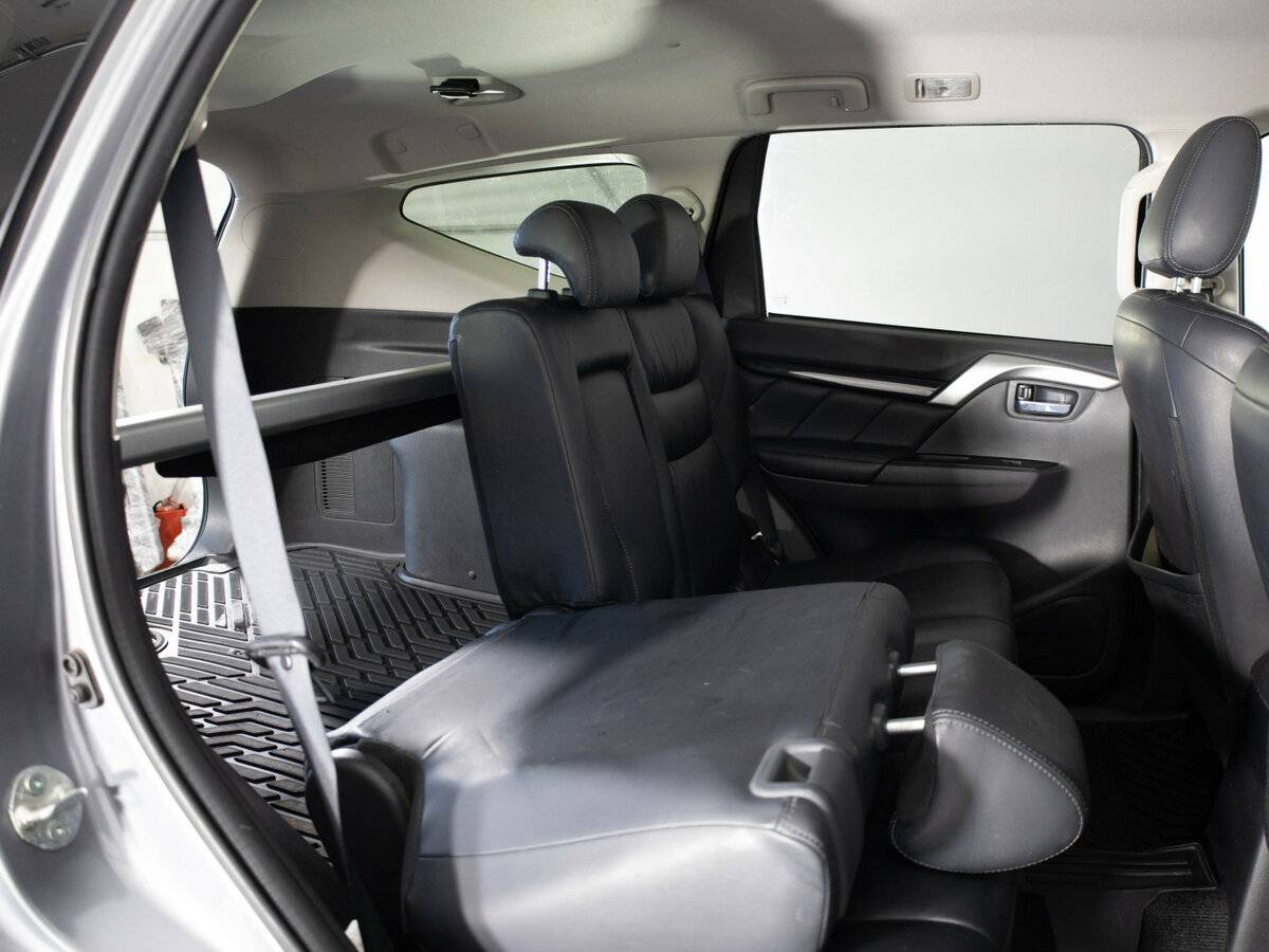 Б/У Митсубиши Паджеро Спорт 2016 года. Фото: #14