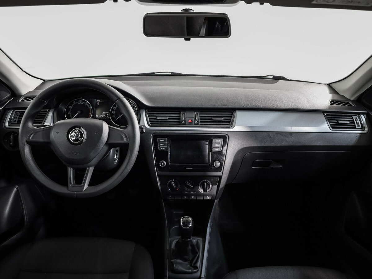 Б/У Шкода Рапид 2018 года. Фото: #7