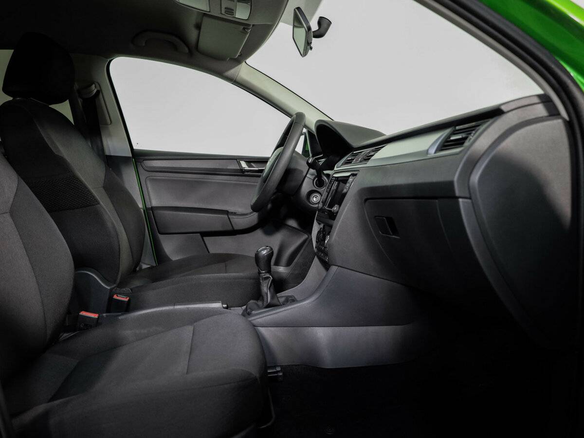 Б/У Шкода Рапид 2018 года. Фото: #15