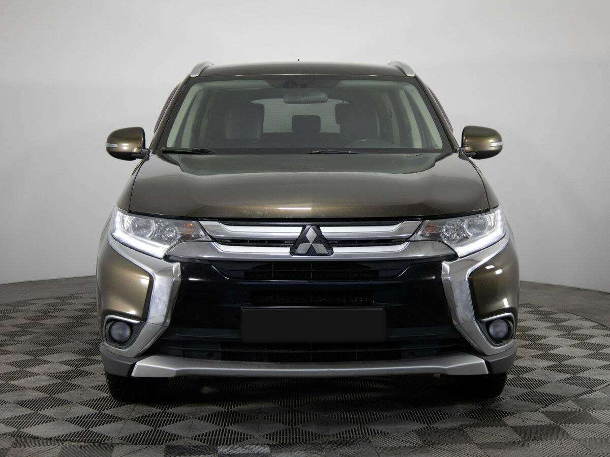 Mitsubishi Outlander 2016 года с пробегом. Фото: #1