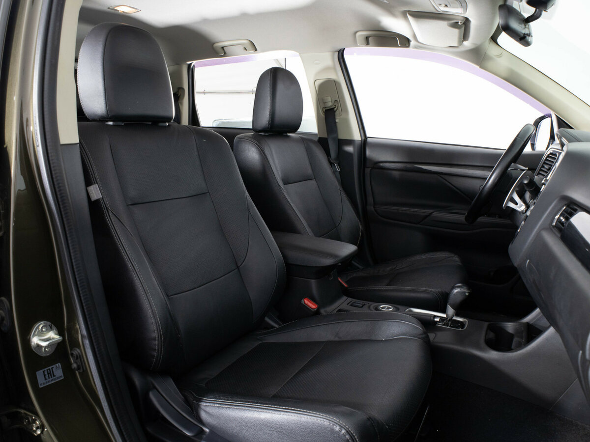 Mitsubishi Outlander 2016 года с пробегом. Фото: #12