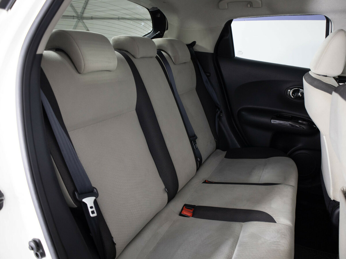 Б/У Ниссан Жук 2013 года. Фото: #16