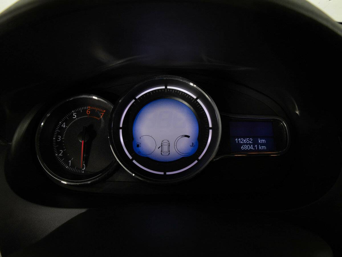 Б/У Рено Флюенс 2014 года. Фото: #8