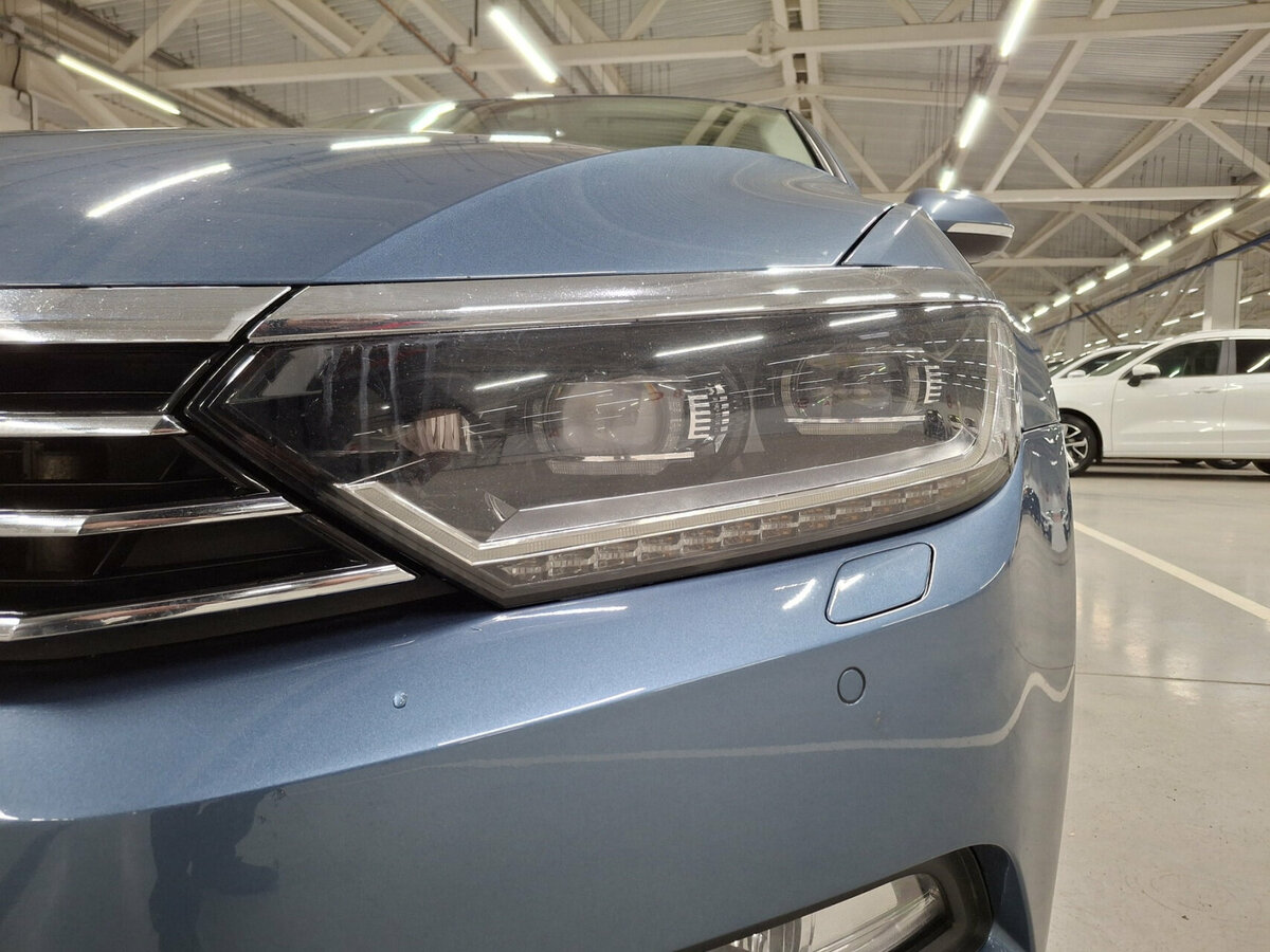 Б/У Фольксваген Пассат 2018 года. Фото: #16