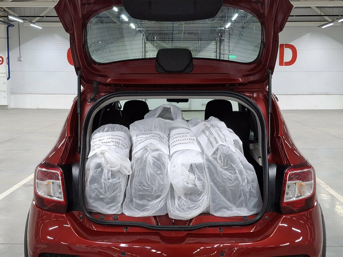 Б/У Рено Сандеро 2018 года. Фото: #9