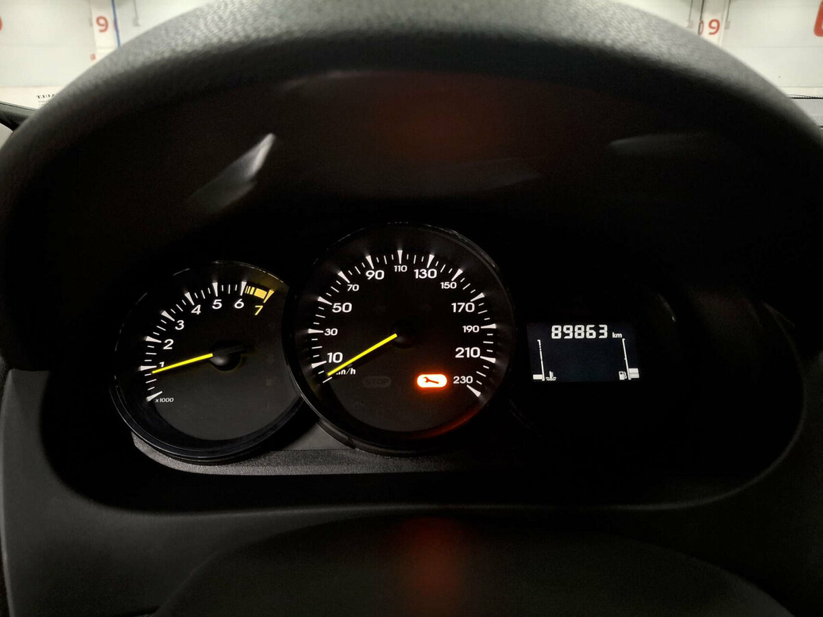 Б/У Рено Флюенс 2012 года. Фото: #12