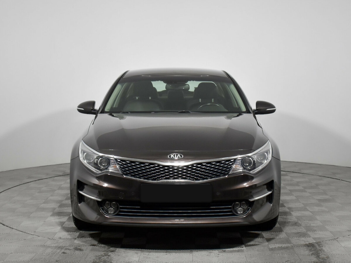 Б/У Киа Оптима 2017 года. Фото: #1