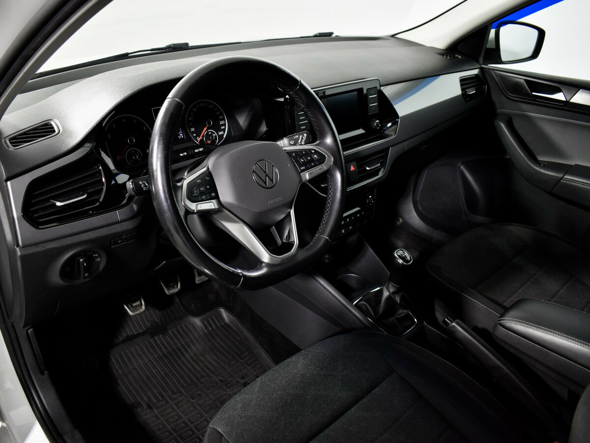 Б/У Фольксваген Поло 2020 года. Фото: #8