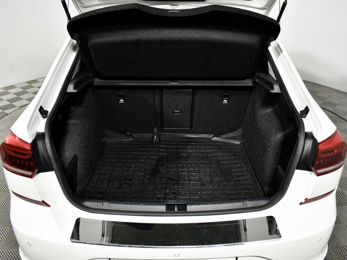 Б/У Фольксваген Поло 2020 года. Фото: #17