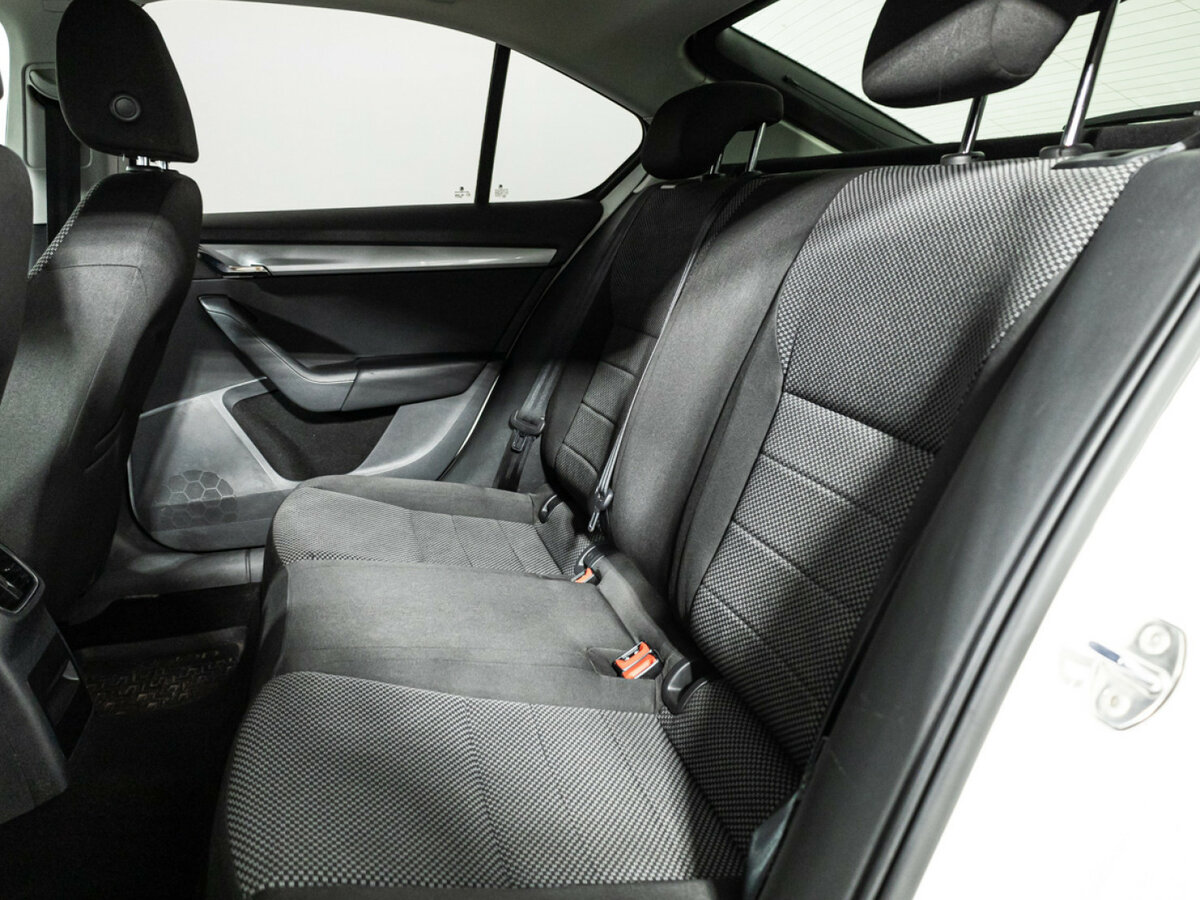 Skoda Octavia 2014 года с пробегом. Фото: #8