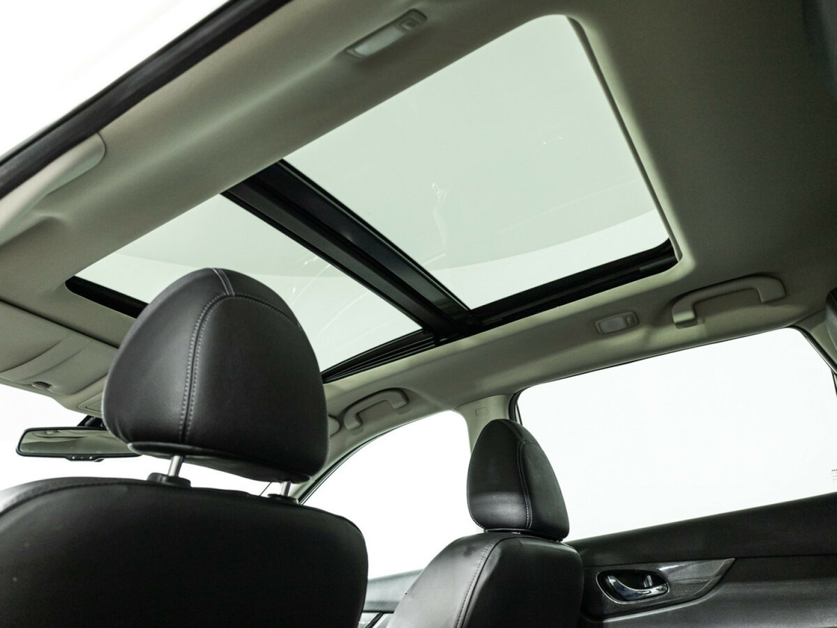 Б/У Ниссан Икс-Трейл 2016 года. Фото: #14