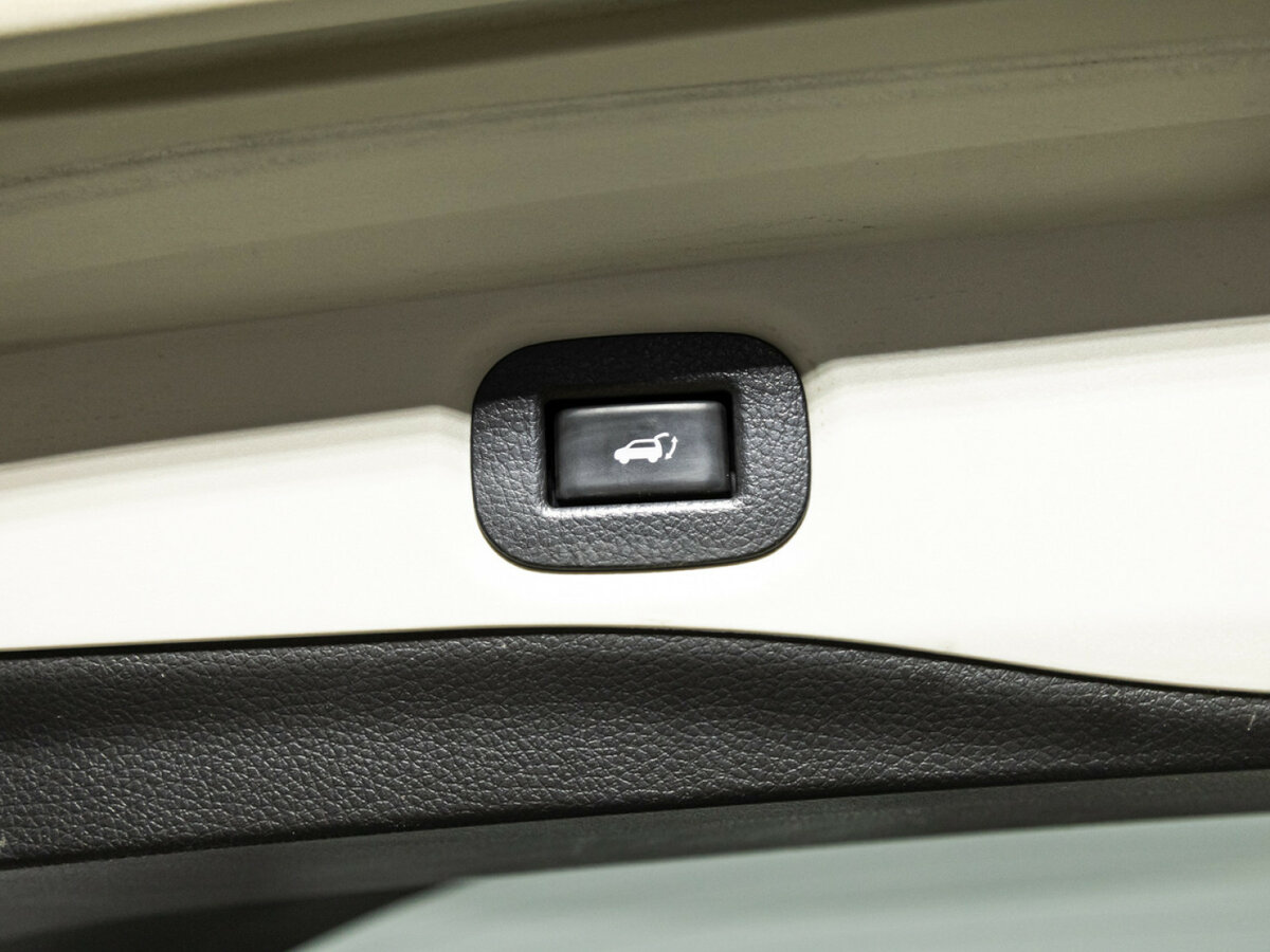 Б/У Ниссан Икс-Трейл 2016 года. Фото: #20