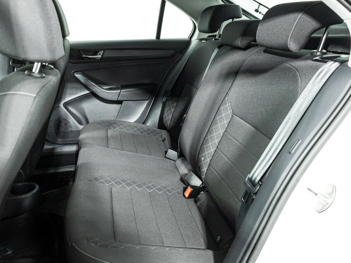 Б/У Шкода Рапид 2022 года. Фото: #9