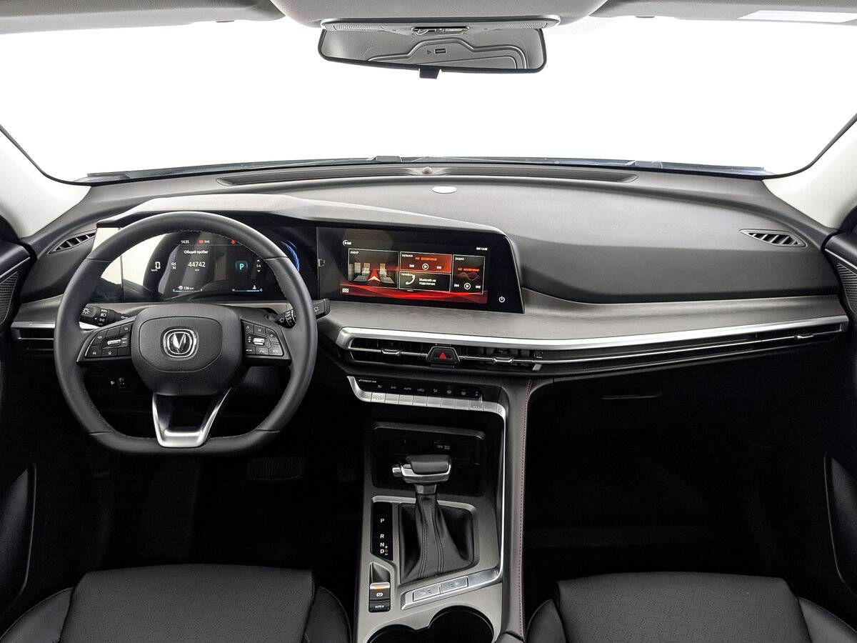 Б/У Чанган CS35 Plus 2024 года. Фото: #11