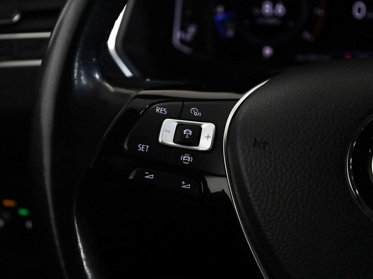 Б/У Фольксваген Тигуан 2019 года. Фото: #12