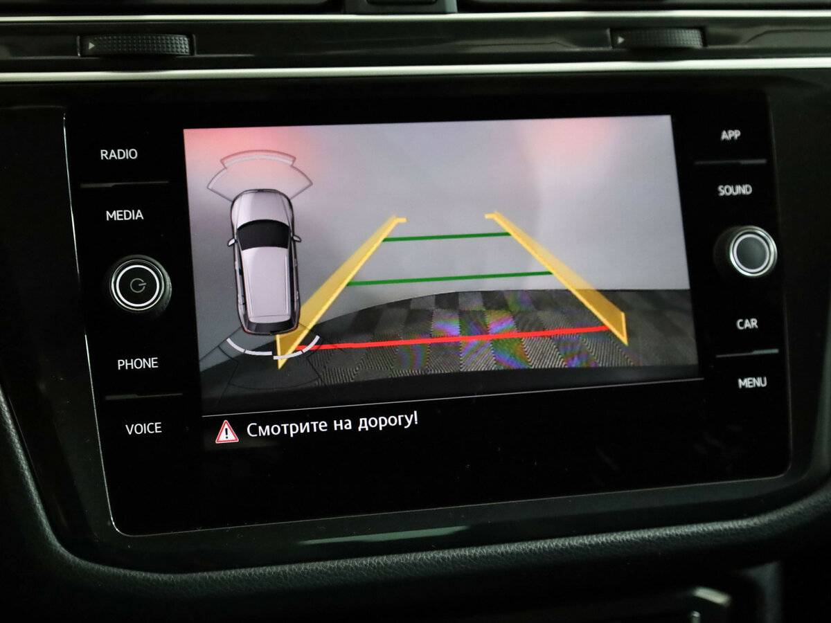 Б/У Фольксваген Тигуан 2019 года. Фото: #16