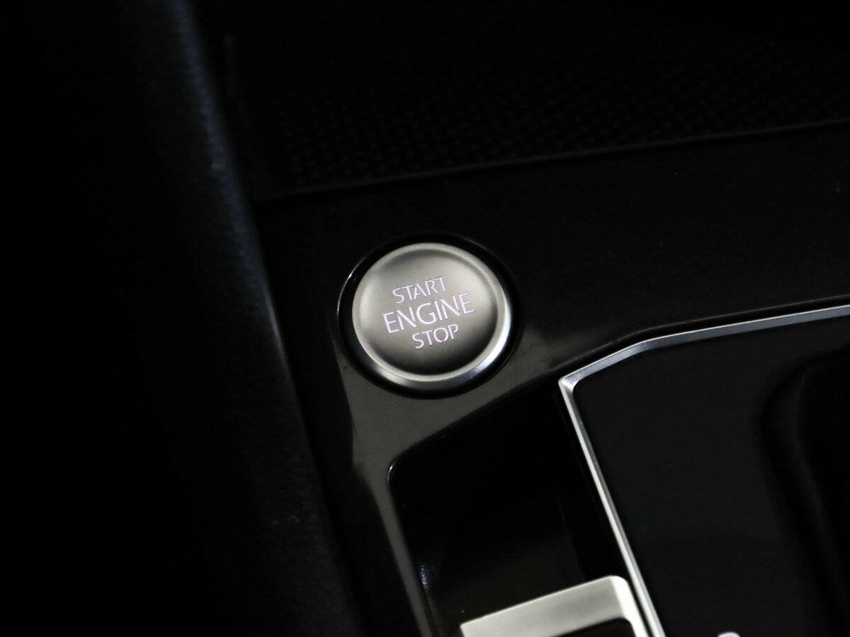 Б/У Фольксваген Тигуан 2019 года. Фото: #19