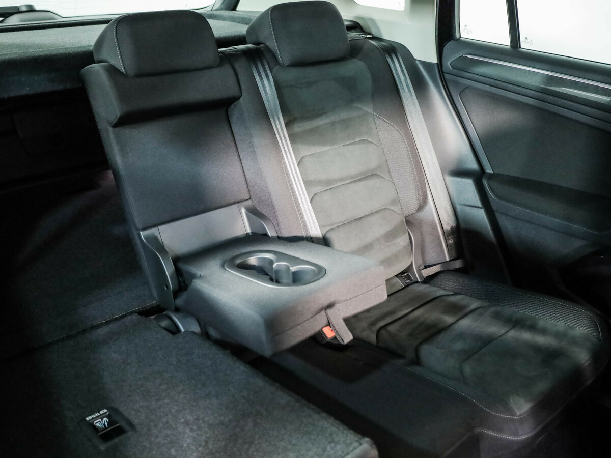 Б/У Фольксваген Тигуан 2019 года. Фото: #29