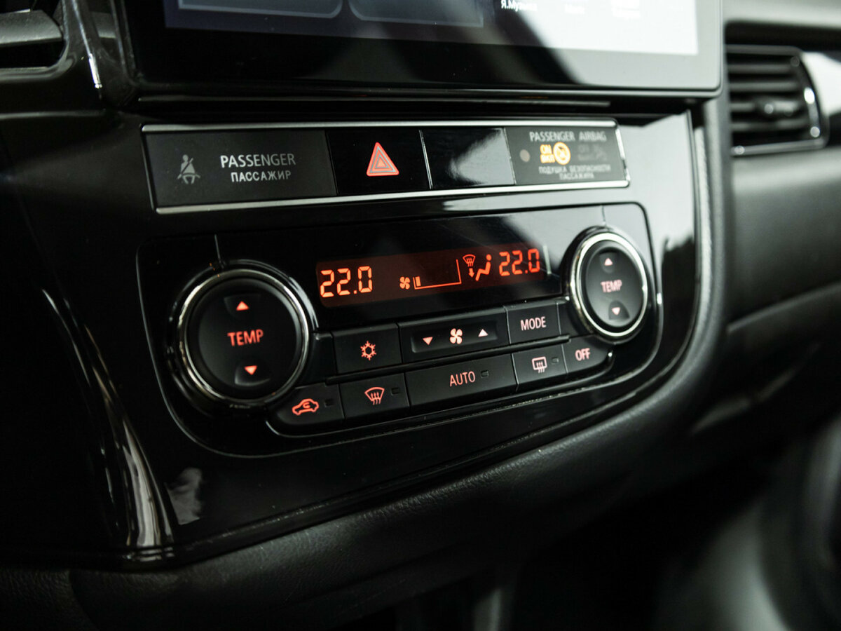Mitsubishi Outlander 2018 года с пробегом. Фото: #16