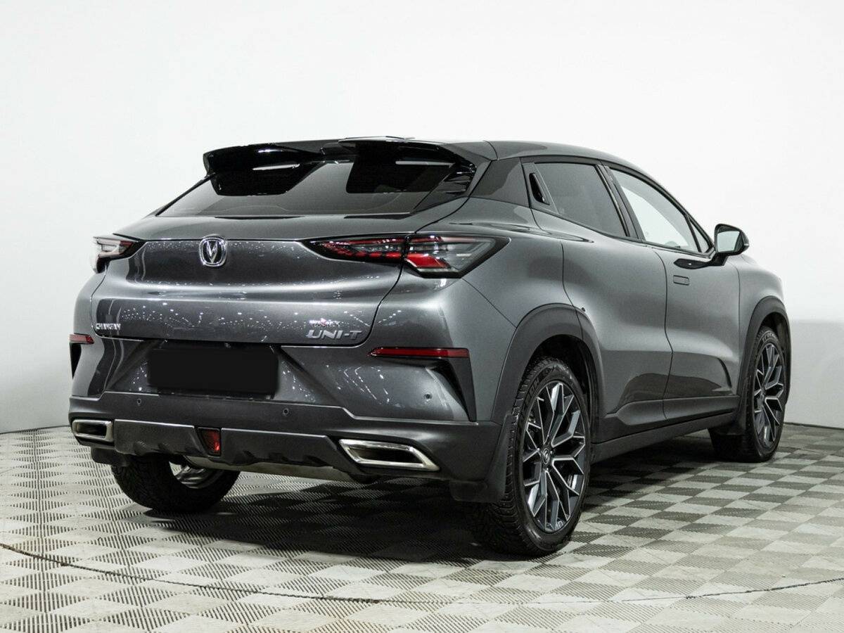 Б/У Чанган УНИ-Т 2023 года. Фото: #4