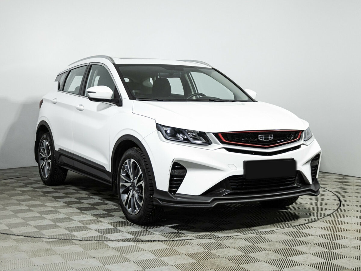 Б/У Джили Кулрэй 2023 года. Фото: #2