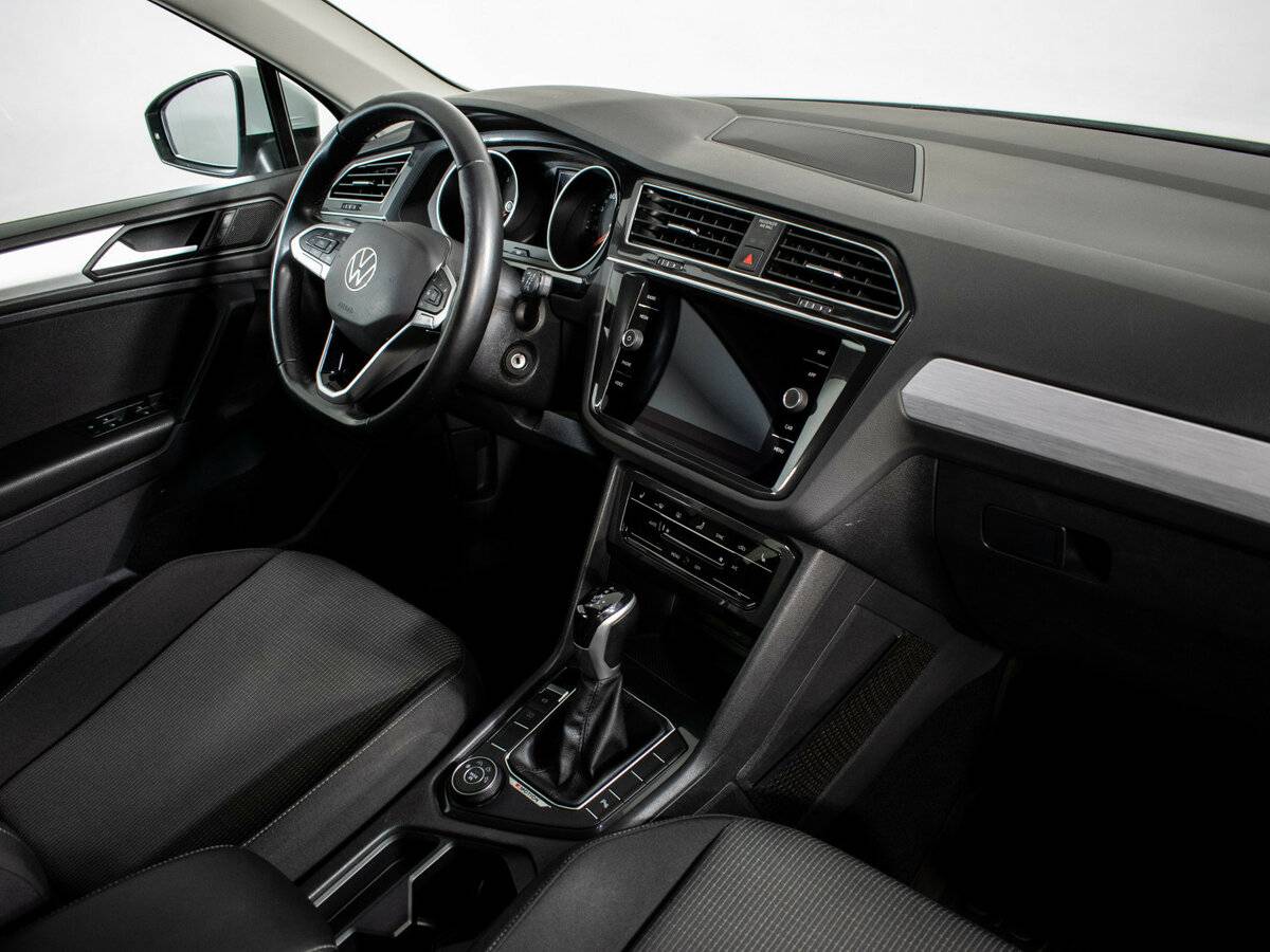 Volkswagen Tiguan 2022 года с пробегом. Фото: #9