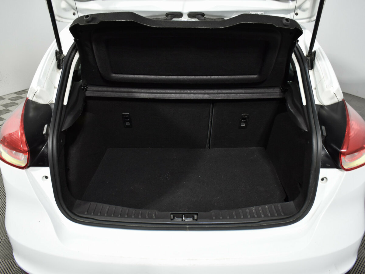 Ford Focus 2017 года с пробегом. Фото: #15