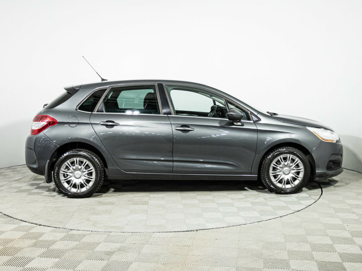 Б/У Ситроен Ц4 2012 года. Фото: #3