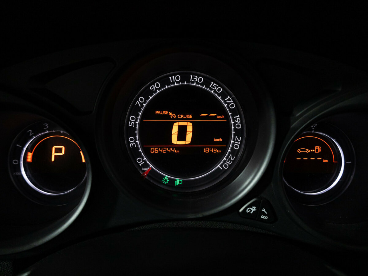 Б/У Ситроен Ц4 2012 года. Фото: #11