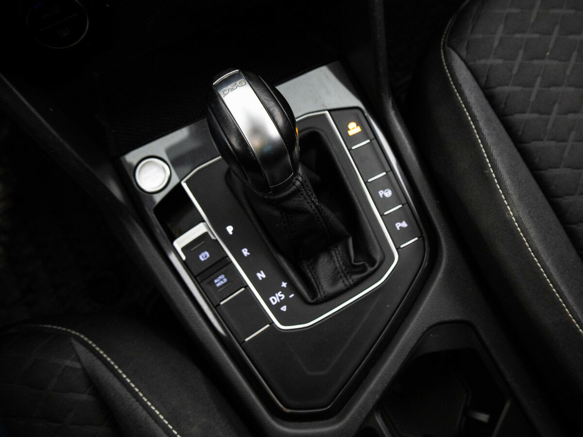 Б/У Фольксваген Тигуан 2018 года. Фото: #18