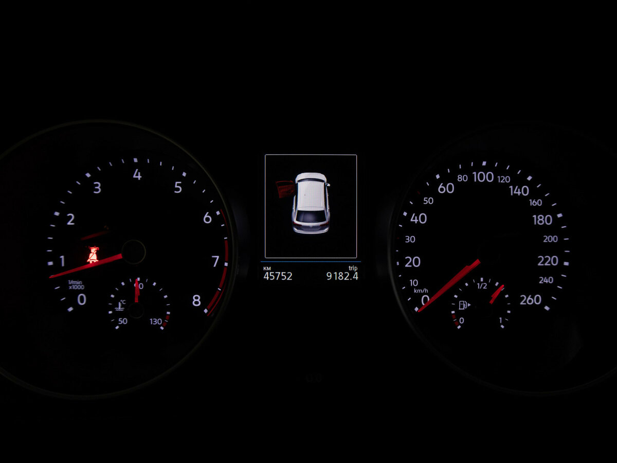 Б/У Фольксваген Тигуан 2018 года. Фото: #19