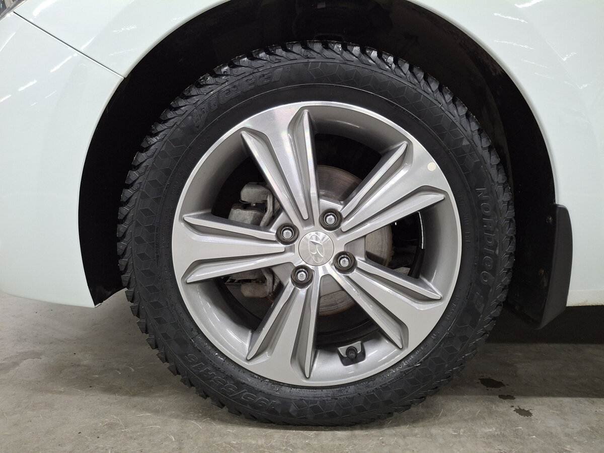 Б/У Хендай Солярис 2017 года. Фото: #17