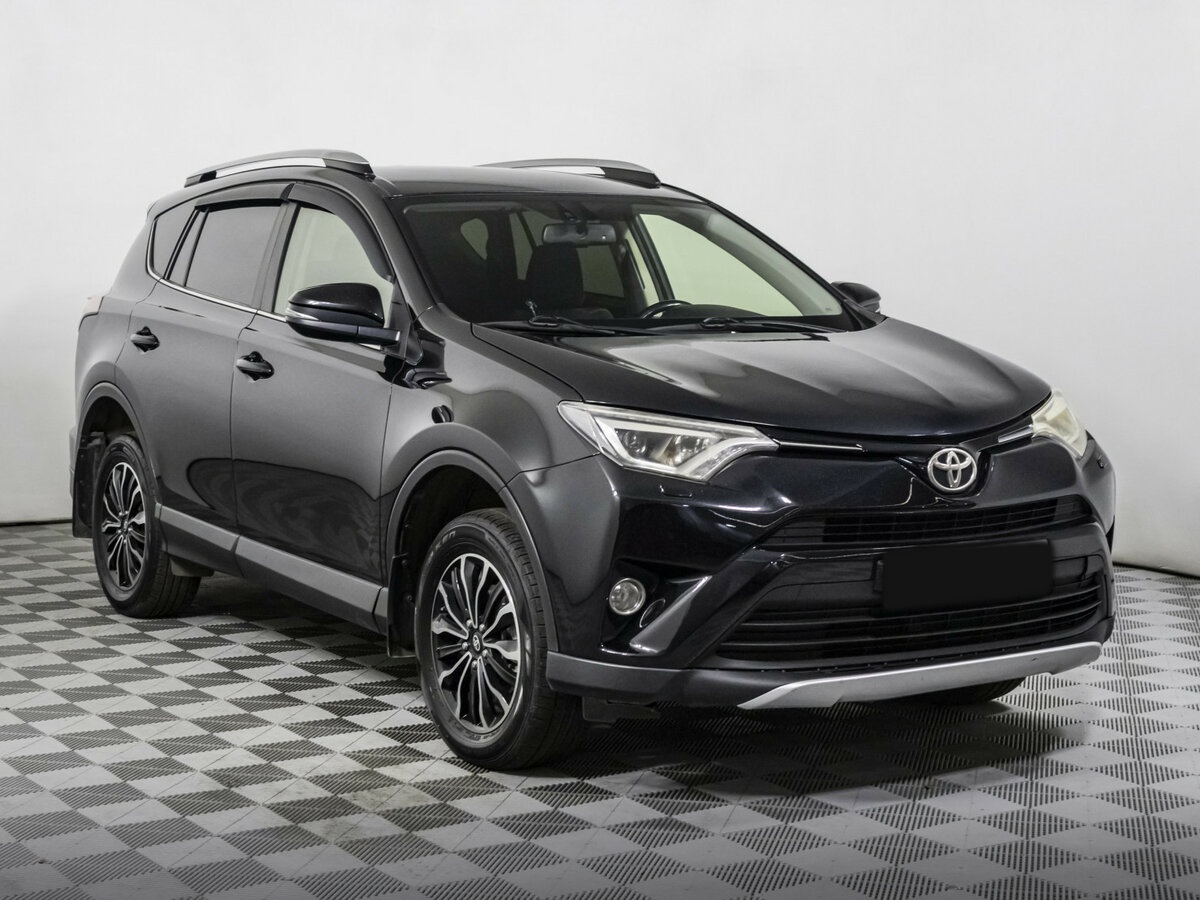 Toyota RAV4 2015 года с пробегом. Фото: #2