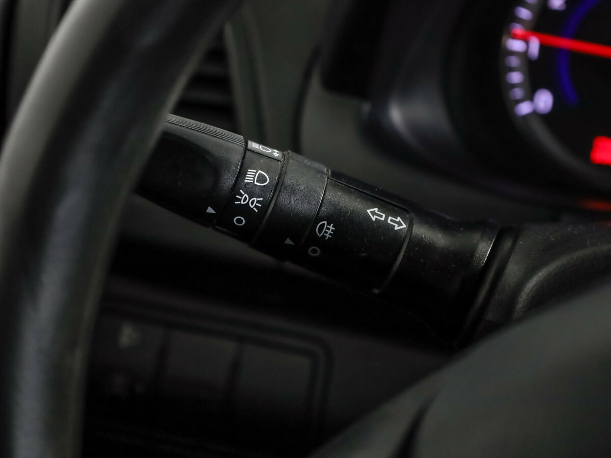 Б/У Хендай Солярис 2013 года. Фото: #13