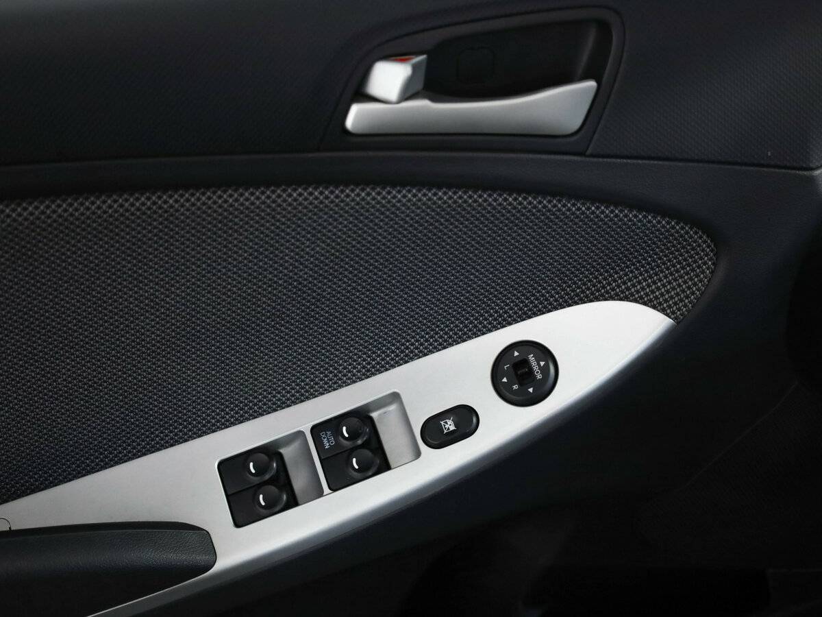 Б/У Хендай Солярис 2013 года. Фото: #20