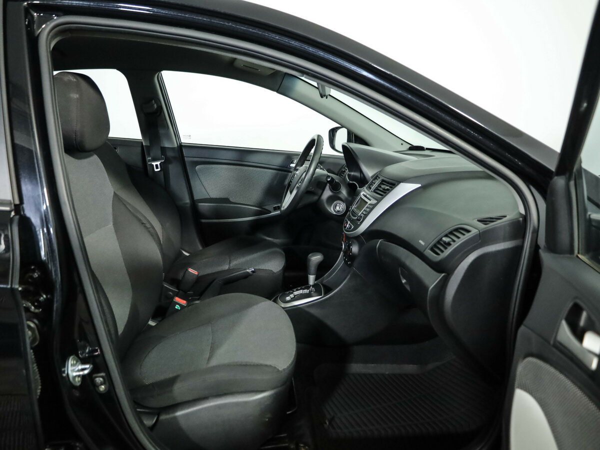 Б/У Хендай Солярис 2013 года. Фото: #23