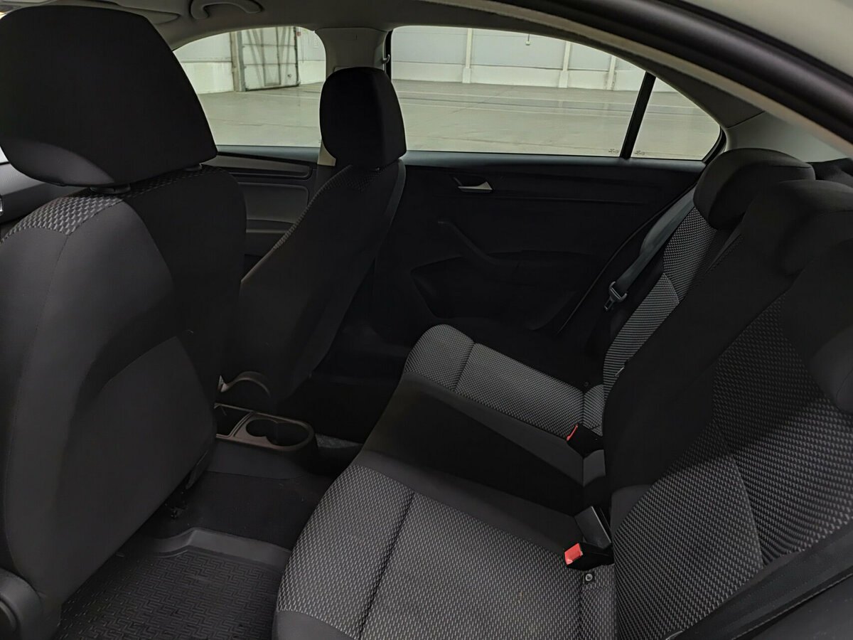 Б/У Фольксваген Поло 2021 года. Фото: #11