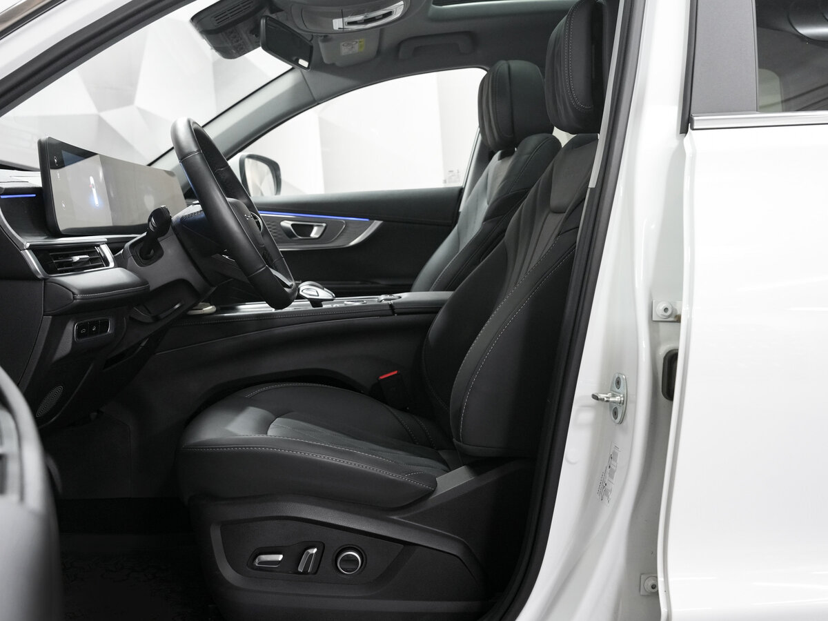Chery Tiggo 8 Pro Max 2023 года с пробегом. Фото: #9