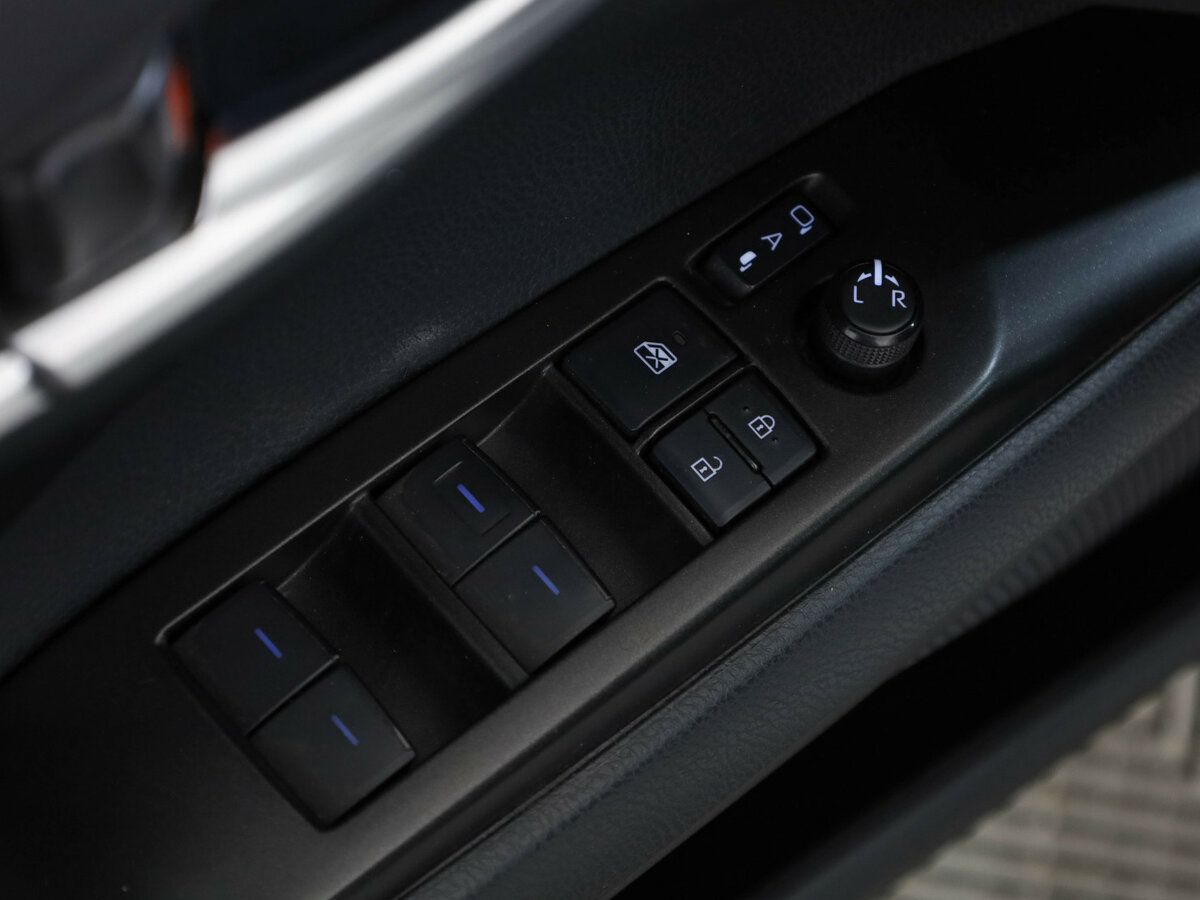 Toyota Camry 2021 года с пробегом. Фото: #18