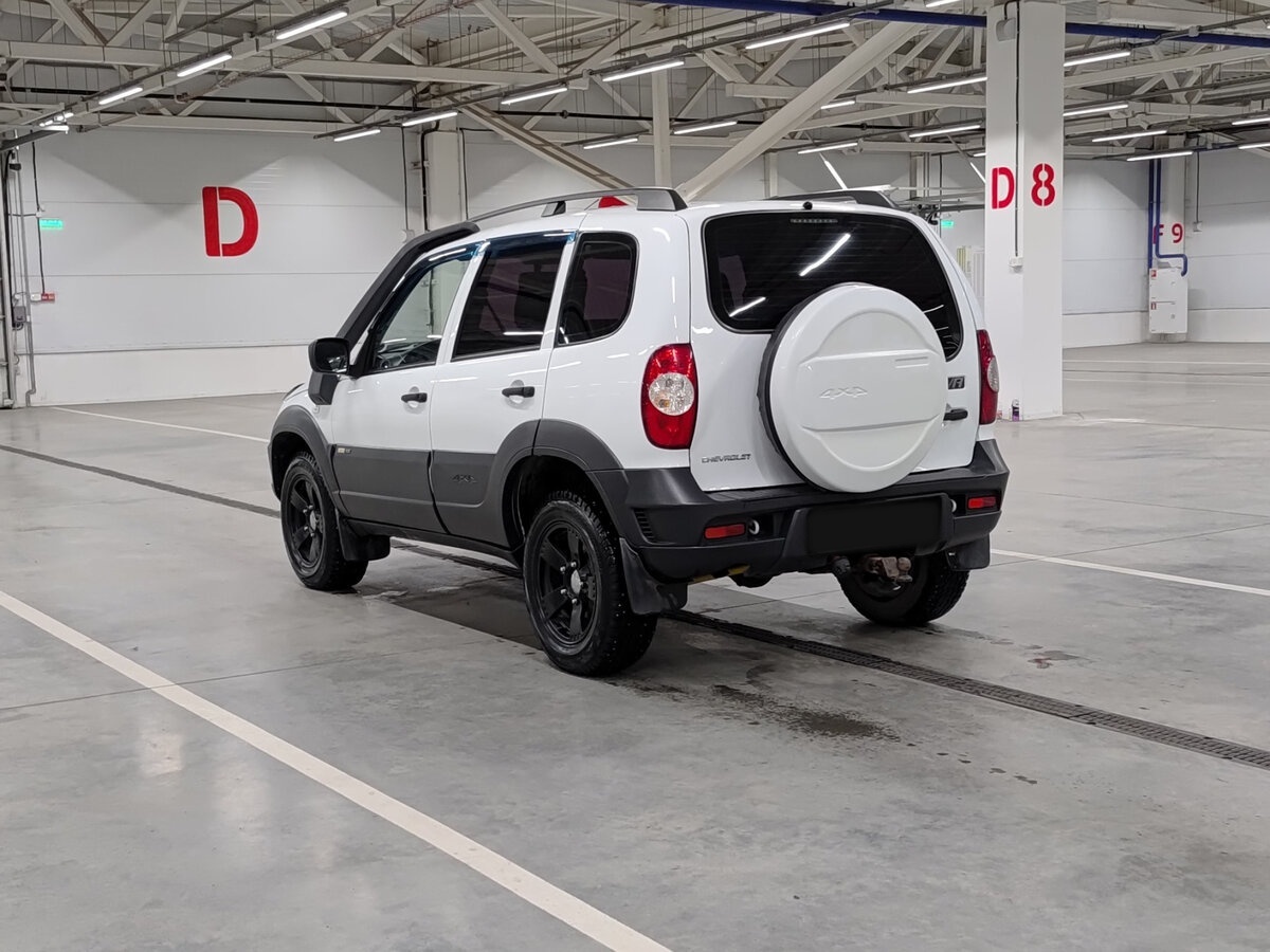 Б/У Шевроле Нива 2017 года. Фото: #6