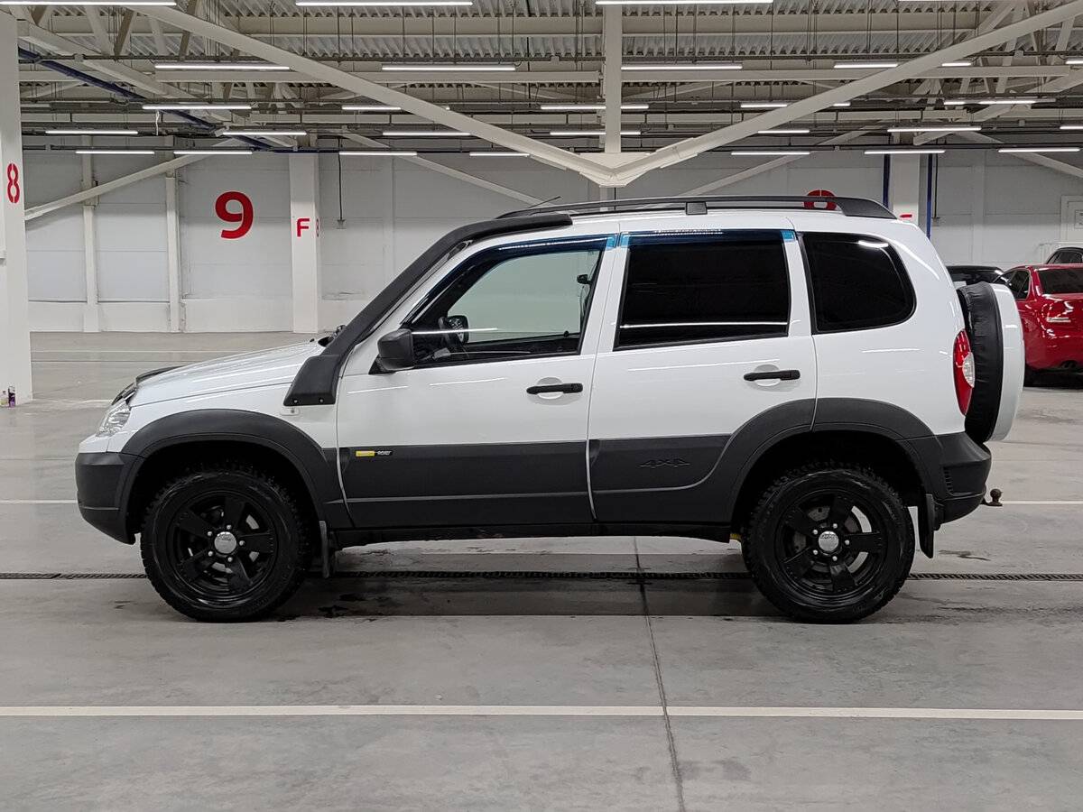 Б/У Шевроле Нива 2017 года. Фото: #7