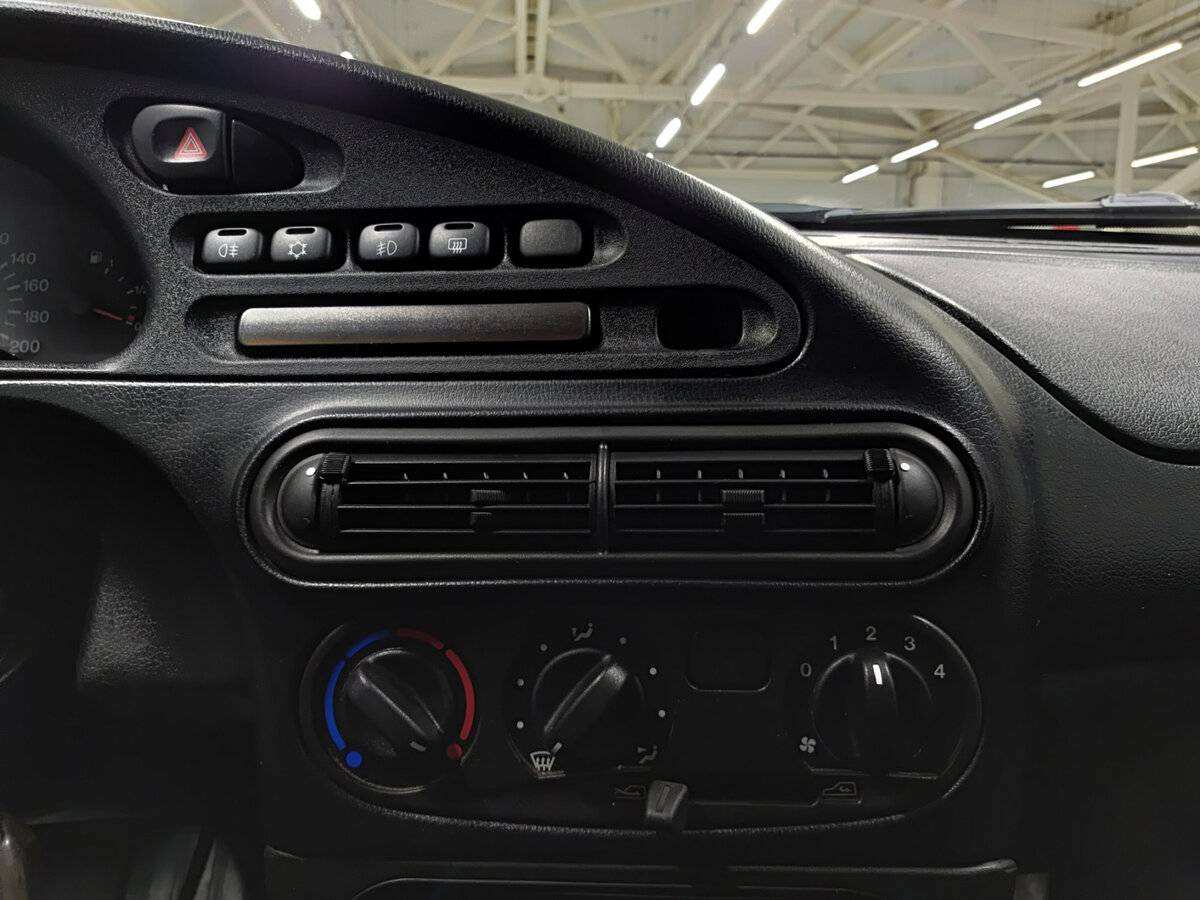 Б/У Шевроле Нива 2017 года. Фото: #14