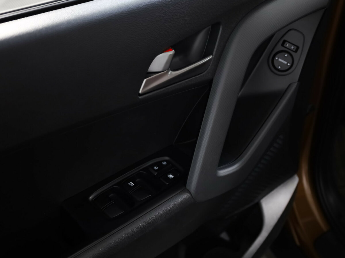 Б/У Хендай Крета 2018 года. Фото: #11